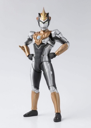 S.H.Figuarts ウルトラマンブル グランド