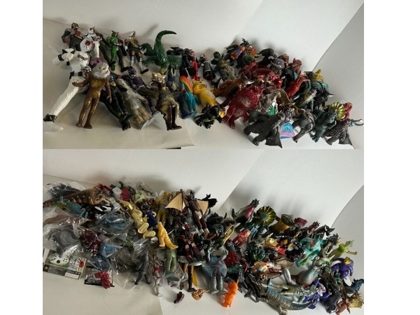 ① ジャンク品 怪獣 ゴジラ ウルトラマン 大量セット まとめ売り 訳あり USED 同梱不可 フィギュア買取フィギュア 150点以上セット ソフビ 人形