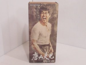 1/6 リアルマスターピース コレクティブル フィギュア/ ドラゴン 危機一発: ブルース・リー チェン・チャオワン 9jupf8b Amazon | 1/6 リアルマスターピース コレクティブル フィギュア